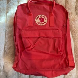Fjallraven Kånken Bright Red Backpack